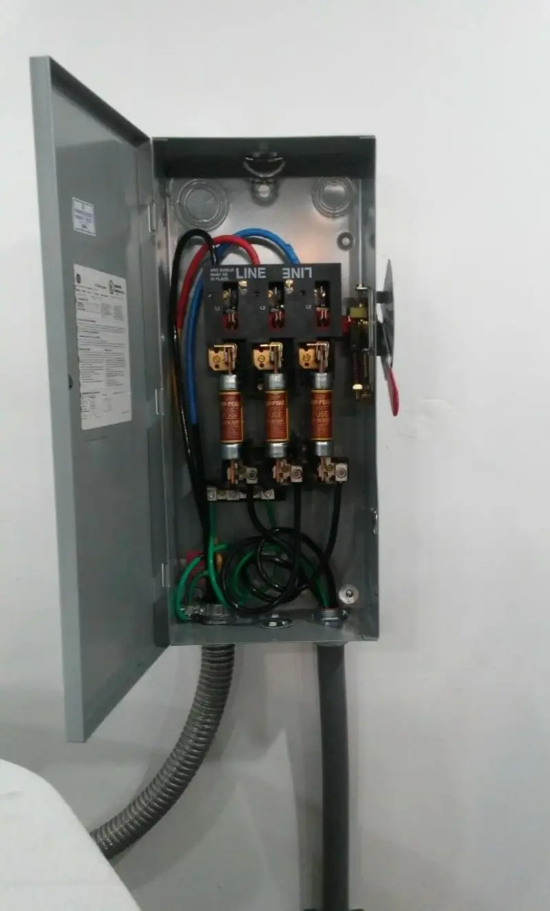 Three-phase disconnect switch installed for Electrical Wiring & Rewiring in Sayre